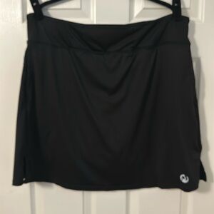 Black basic golf skort for plus size women
